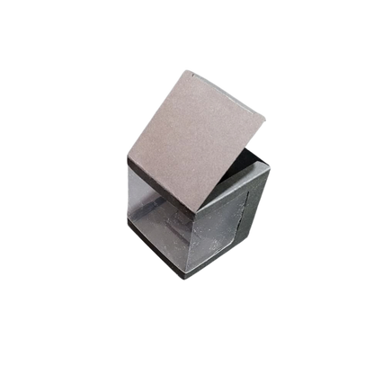 Cutie neagră cu fereastră pe 3 laturi – 7.5x7.5x8.4 cm