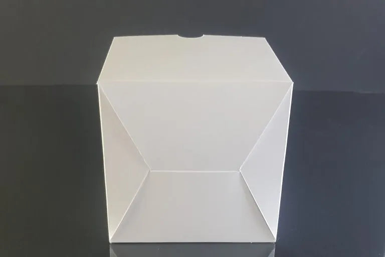 Cutie produse alb 9.5×9.5×8.5 cm