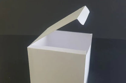 Cutie carton albă, 8.2x8.2x10 cm – imagine 2