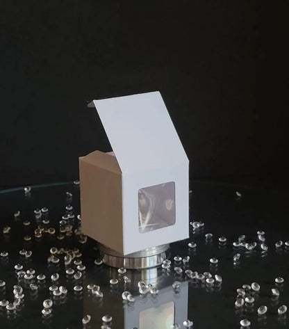Cutie carton albă cu fereastră, 4x4x4 cm – imagine 2
