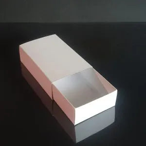 Cutie carton albă, 10x6x2.7 cm