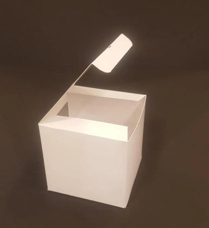 Cutie carton albă cu fereastră, 7.4x7.4x7.4 cm – imagine 4